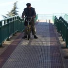 Mejorar la estructura de la pasarela de Miguélez es una de las prioridades expuestas a Fomento. RAMIRO