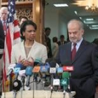 Condoleezza Rice habla con los periodistas junto al primer ministro iraquí, Ibrahim Al Jafari