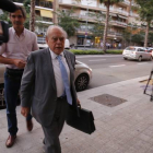 El 'expresident' Pujol este lunes llegando a su domicilio de Barcelona.