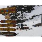 Vista parcial de un paraje de Leitariegos Valle de Laciana, pendiente de reforma.
