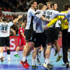 Los germanos celebran su agónico triunfo ante Rusia.