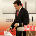 El líder del PSOE de Castilla y León, Óscar López, ofreció ayer una rueda de prensa en Valladolid.