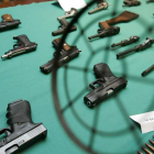 El tráfico de armas es una de las actividades que más ‘ terreno’ ocupa en la Darknet. FERNANDO ALVARADO