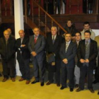 Los responsables de Ruta Vía de La Plata, en La Bañeza tras una asamblea de la asociación.