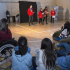 Momento de la lectura del manifiesto en el encuentro de voluntariado joven. FERNANDO OTERO