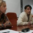 Maribel Lorenzana, Miguel Hidalgo y Javier Martínez, durante la presentación del carril-bici