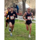 García, a la derecha, junto a Alejandro Gómez en el pasado cross de Haro