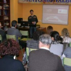 Un momento del seminario en el colegio Antonio Valbuena.