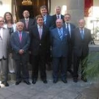 Fernández Santiago junto a los presidentes de varios Parlamentos autonómicos en Tenerife