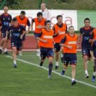 Los jugadores de la selección española en un momento del entrenamiento en Las Rozas.