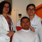 Imagen de parte del equipo: Claudia Pérez, Xavier Jaramillo y Alicia E. Serantes.