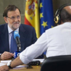 Rajoy, este martes, en la Moncloa durante la entrevista concedida a la cadena COPE.