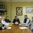 Agustín Montoya, Fernández Llamazares, Jesús Fernández, Domingo Cueto, Juan Arias y Román Flórez