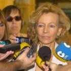 La ministra de Sanidad, Elena Salgado, ayer, en los cursos de verano de El Escorial