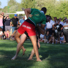 Gradefes recupera su corro y La Sobarriba hace de la lucha protagonista de su fiesta comarcal. A. B.