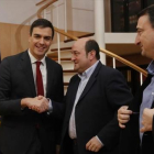 El líder del PSOE, Pedro Sánchez, se ha reunido este sábado con el presidente de EAJ-PNV, Andoni Ortuzar, y el portavoz del PNV en el Congreso, Aitor Esteban.