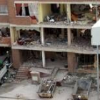 La fachada del edificio quedó prácticamente destruida como consecuencia de la explosión