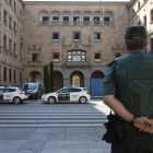 Despliegue policial que presentaban ayer los juzgados de Salamanca.