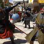 Batalla entre los soldados de Doña Urraca y Alfonso I ‘El Batallador’ ayer en Villadangos.