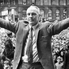 Bill Shankly, en una recepción en Liverpool tras conquistar un título.
