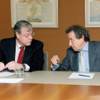 Silván durante su reunión con De Santiago-Juárez. DL