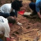 La ARMH pretende que la ONU se implique en la búsqeda y exhumación de los restos de los paseados