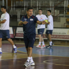 Cadenas en primer plano en un entrenamiento.