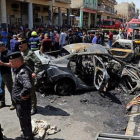 Destrozos causados por el atentado yihadista en el barrio bagdatí de Karrada.