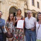 La coordinadora provincial de Izquierda Unida atienden a los medios tras presentar ante la Fiscalía Provincial una denuncia contra los principales responsables de Gersul. F. Otero Perandones.