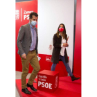 Tudanca con Nuria Rubio en un acto del PSOE. MARIAM A. MONTESINOS