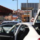 Parada de taxi junto a la estación de ferrocarril.