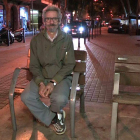 Rafael Montserrat, de 54 años, ha pasado la vida en la calle en Barcelona.
