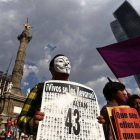 Manifestación en México para denunciar la desaparición de los estudiantes.