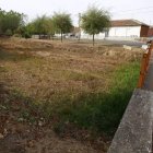 El río Porcos se confunde con la pradera a su paso por Magaz de Cepeda.