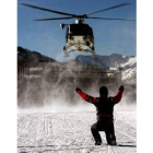 Los carabinieri realizan un simulacro de emergencia con helicópteros