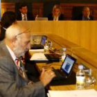 Las nuevas tecnologías cobran cada día más protagonismo en las sesiones plenarias de la Diputación