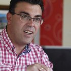 El presidente de la asociación provincial, Pedro Llamas, durante un momento de la entrevista.