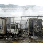 Estado en el que quedaron los camiones de la empresa Olloquiegui tras la explosión