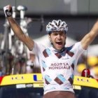Christophe Riblon celebrando su triunfo de ayer en la etapa de los Pirineos.