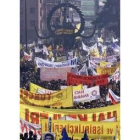 Miles de turcos se manifestaron ayer en Ankara en contra de la guerra