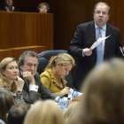 El presidente de la Junta, en una de sus intervenciones, ayer.
