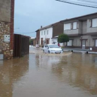 Acumulación de agua en Campo de Santibáñez, tras descargar la tormenta de granizo.