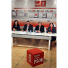 Julio Villarrubia durante la reunión de la Permanente del PSOE.