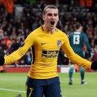 Antoine Griezmann celebra el gol del empate que acerca al Atlético a la final. ANDY RAIN