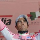 Alberto Contador dedica su victoria en la decimosexta etapa del Giro al fallecido Xavi Tondo.