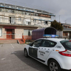 La Guardia Civil ha abierto la pertinente investigación. La entrada al local, cerrado desde hace un año, quedó ayer precintada.
