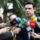 El ministro José Manuel Soria durante su comparecencia ayer en Las Palmas.