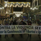 Manifestación por el día internacional de la eliminacion de la violencia contra las mujeres. F. Otero Perandones.