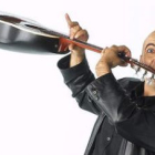 El cantante y monologuista Ricky López en una de sus cabriolas artísticas