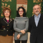 Miriam López junto al director de la investigación, José Enrique Martínez.